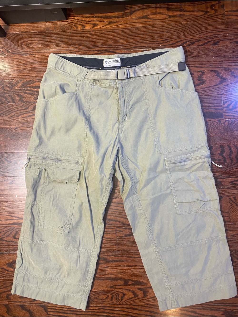 Columbia Titanium Men's Light Olive Cargo Capris with Built-In Belt 36